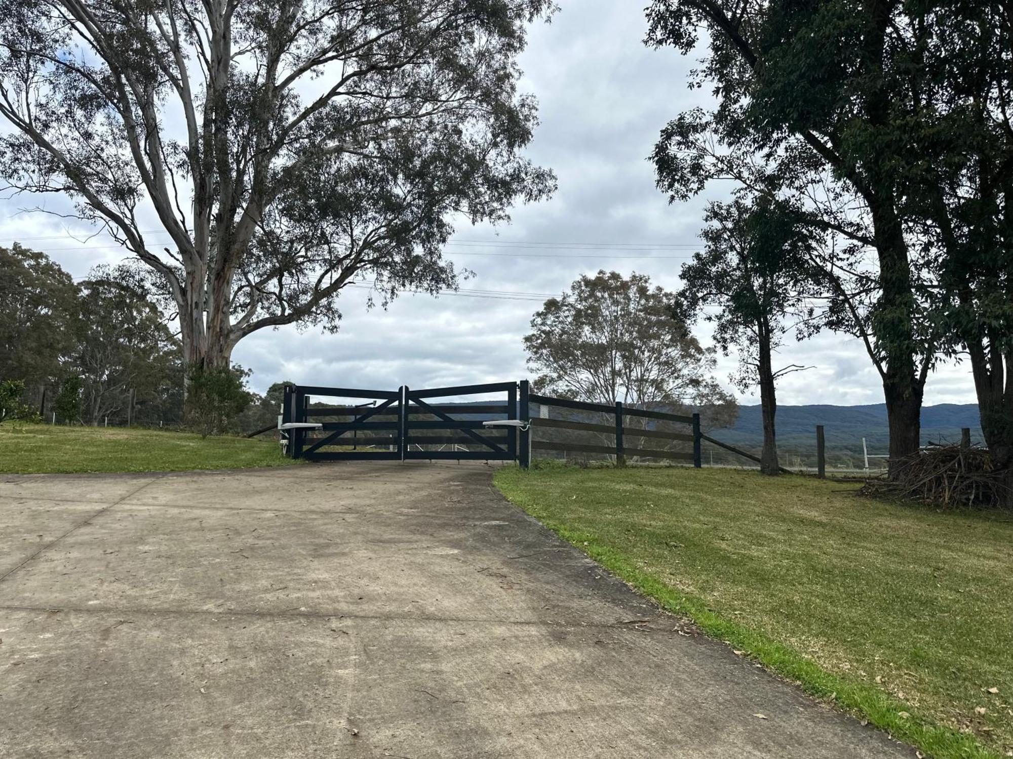 Blueberry Hills On Comleroy Farmstay - Self-Contained Cottages Kurrajong Exterior foto